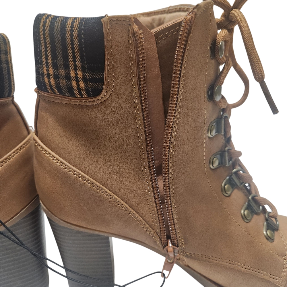 Andiamo Lace-Up Boots Women’s 8.5M Brown Plaid Trim Boho Chic NEW - Picture 10 of 13